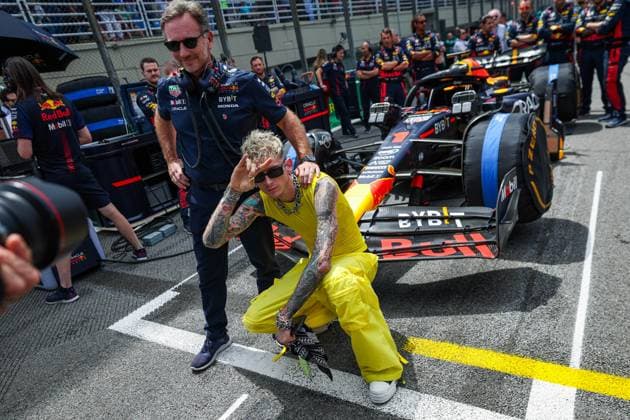 Colson Baker, Machine Gun Kelly, on the starting grid with Red Bull Racing, during the 2023 Formula 1 Rolex Grande Premio de Sao Paulo, 20th round of the 2023 Formula One World Championship, WM, Weltmeisterschaft from November 3 to 5, 2023 on the Autodromo JosÃ Carlos Pace, in Sao Paulo, Brazil - F1 - SAO PAULO GRAND PRIX 2023 - RACE DPPI Panoramic  00123045_GOOD9178