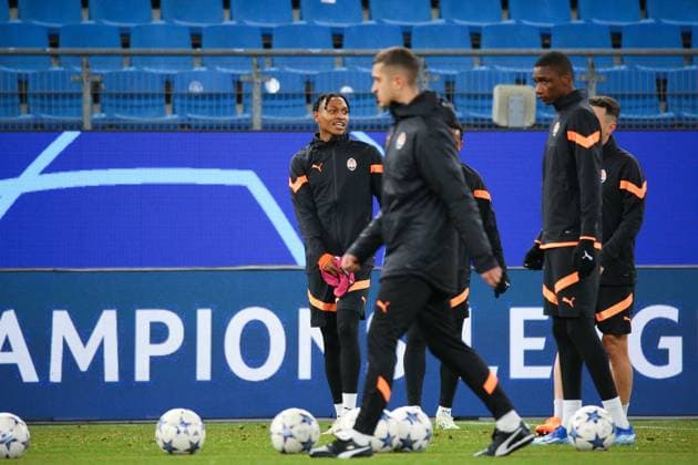 Fußball Herren Saison 2023-2024 UEFA Champions League I 4. Spieltag Training im Volksparkstadion I Schachtar Donezk 06.11.2023 Novatus Miroshi (25, Schachtar Donezk) beim Training im Volksparkstadion. Hamburg Volksparkstadion Hamburg Deutschland Copyright: xLobecax xHenningxRohlfsx