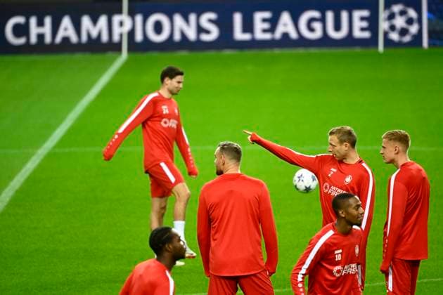 Media activities R Antwerp FC - Champions League 06 11 2023 PORTO, PORTUGAL - NOVEMBER 06 : De Laet Ritchie defender of Antwerp FC pictured during a training session prior to the UEFA Champions League match between FC Porto and Royal Antwerp FC on November 6, 2023 in Porto, Portugal, 06 11 2023 Porto Portugal  Copyright: xPeterxDexVoechtx