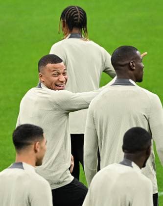 November 6, 2023, Milan, Italy: Paris Saint Germain s forwaerd Kylian MbappÃ reacts during a training session of the team at the Giuseppe Meazza stadium in Milan, Italy, 6 November 2023. PSG will face AC Milan in an UEFA Champions League group stage match on 7 November. ANSA DANIEL DAL ZENNARO UEFA Champions League MD-1 - PSG training session  - ZUMAa110 20231106_zaf_a110_041 Copyright: xDanielxDalxZennarox