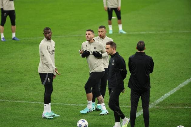 UEFA ENTRAINEMENT DU PSG PHOTOPQR LE PARISIEN Le Parisien Arnaud Journois ; PARIS ; 06 11 2023 ; FOOTBALL , LIGUE DES CHAMPIONS UEFA , PHASE DE GROUPES 3E JOURNEE , 25 10 2023 , PARIS , PARC DES PRINCES PARIS SG - MILAN AC PHOTO LE PARISIEN ARNAUD JOURNOIS nov 6th 2023. PSG a day before UEFA league match against -Milan -ac PARIS France  Copyright: xPHOTOPQR LExPARISIEN MAXPPPxLexParisienx xArnaudxJournoisx 20231106LPA0357 20231106LPA0357