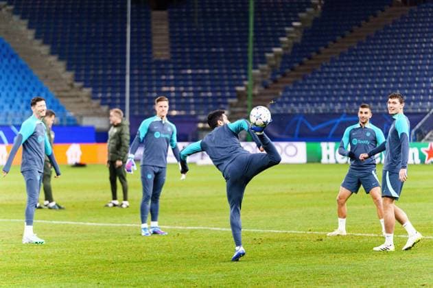 FC Barcelona, Barca bei Abschlusstraining im Volksparkstadion GER, Training FC Barcelona, Fussball, Champions League, Saison 2023 2024, 06.11.2023 GER, Training FC Barcelona, Fussball, Champions League, Saison 2023 2024, 06.11.2023 Hamburg Copyright: xEibner-Pressefoto MarcelxvonxFehrnx EP_MFN