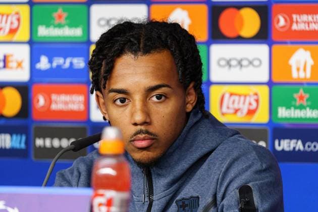 Jules Kounde FC Barcelona, Barca 23) GER, Pressekonferenz FC Barcelona, Fussball, Champions League, Saison 2023 2024, 06.11.2023 GER, Pressekonferenz FC Barcelona, Fussball, Champions League, Saison 2023 2024, 06.11.2023 Hamburg Copyright: xEibner-Pressefoto MarcelxvonxFehrnx EP_MFN