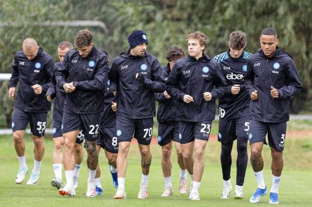 Sport Bilder des Tages Italy: training session SSC Napoli SSC Napoli players made their last training ahead of their UEFA Champions League against Union Berlin at Konami Center on November 07, 2023, in Castel Volturno, Italy. ABPH7951 Copyright: xAntonioxBalascox