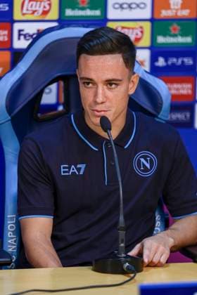 Italy: press conference, PK, Pressekonferenz SSC Napoli SSC Napoli s Italian forward Giacomo Raspadori looks during the SSC Napoli press conference the day before the Champions League football match against Union Berlin at the Konami center in Castel Volturno on 07 November 2023 ABPH8966 Copyright: xAntonioxBalascox