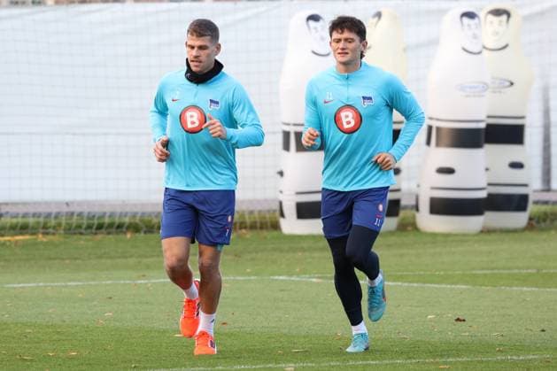 DEU, DFL, 2. FBL Hertha BSC, Training, 07.11.2023, Sportforum, Berlin, DEU, DFL, 2. FBL Hertha BSC, Training, im Bild Florian Niederlechner (Hertha BSC Berlin 7), Fabian Reese (Hertha BSC Berlin 11) DFL - regulations prohibit any use of Photographs as image sequences and or quasi-video Foto: Juergen Engler nordphoto GmbH