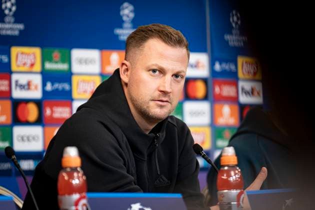 FC Copenhagen s coach Jacob Neestrup during FC Copenhagen s press conference, PK, Pressekonferenz ahead of the team s Champions League match against Manchester United, ManU in Copenhagen on Tuesday 7 November 2023.. (Photo: Emil Nicolai Helms Ritzau Scanpix) , Denmark Kobenhavn Copyright: EmilxNicolaixHelmsx COP15002 spdk20231107-171335-L