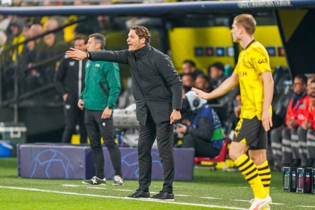 Borussia Dortmund FC v Newcastle United FC Borussia Dortmund Manager Edin Terzic gestures during the Borussia Dortmund FC v Newcastle United FC UEFA Champions League Round 1 Group F match at BVB Stadion, Dortmund, Germany on 7 November 2023 Editorial Use Only Copyright: xIMAGO EveryxSecondxMediax ESM-0841-0031