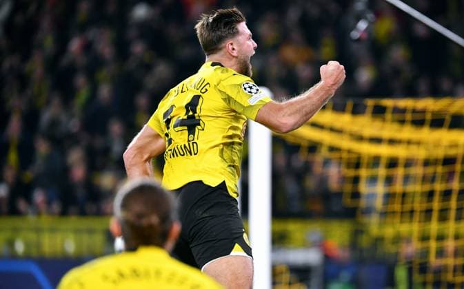 Fussball, Champions League, Deutschland, Herren, Saison 2023 2024, 4. Spieltag, Signal Iduna Park Dortmund: Bor. Dortmund - Newcastle United; Jubel Niclas Füllkrug (BVB) nach seinem Tor zum 1:0. Jubel, Freude, Aktion. UEFA REGULATIONS PROHIBIT ANY USE OF PHOTOGRAPHS AS IMAGE SEQUENCES AND OR QUASI-VIDEO