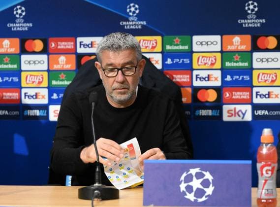 Sport Bilder des Tages Fussball, Herren, Saison 2023 2024, Champions League (Gruppe C, 4. Spieltag), SSC Neapel - 1. FC Union Berlin, Stadionbegehung und Pressekonferenz des 1. FC Union im Stadio Diego Armando Maradona in Neapel am Tag vor dem Spiel, Trainer Urs Fischer (1. FC Union), 7.11. 2023, Copyright: xMatthiasxKochx