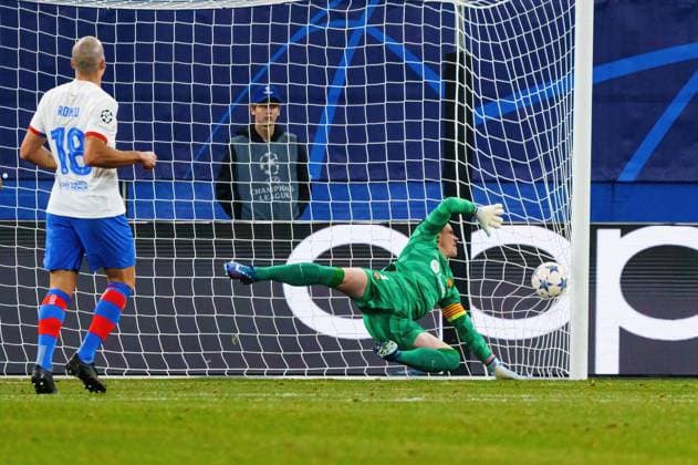 Sport Bilder des Tages Tor zum 1:0 Danylo Sikan (Schachtar Donezk, 14) GER, Schachtar Donezk vs. FC Barcelona, Barca Fussball, Champions League, Gruppe H, Spieltag 4, Saison 2023 2024, 07.11.2023 GER, Schachtar Donezk vs. FC Barcelona, Fussball, Champions League, Gruppe H, Spieltag 4, Saison 2023 2024, 07.11.2023 Hamburg Copyright: xEibner-Pressefoto MarcelxvonxFehrnx EP_MFN