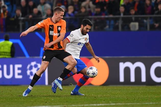 HAMBURG, GERMANY - 7 NOVEMBER, 2023: The UEFA Champions League match between FC Shakhtar Donetsk vs FC Barcelona, Barca at Volksparkstadion  Copyright: xVItaliixKliuievx