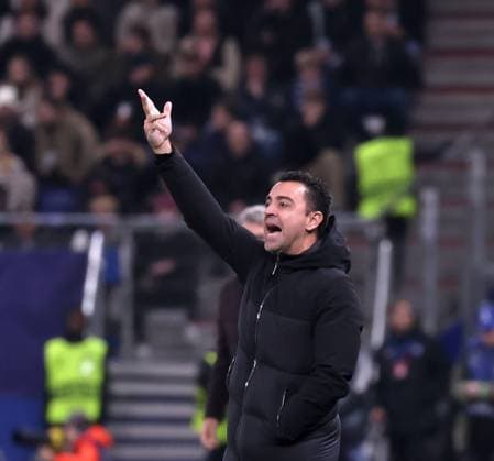 Coach Xavier Hernandez i Creus FC Barcelona, Barca Fussball, UEFA Champions League, Gruppenphase, Saison 2023-2024, Herren, UCL, Men, Volksparkstadion, FC Shakhtar Schachtar Donezk (UKR) gegen FC Barcelona