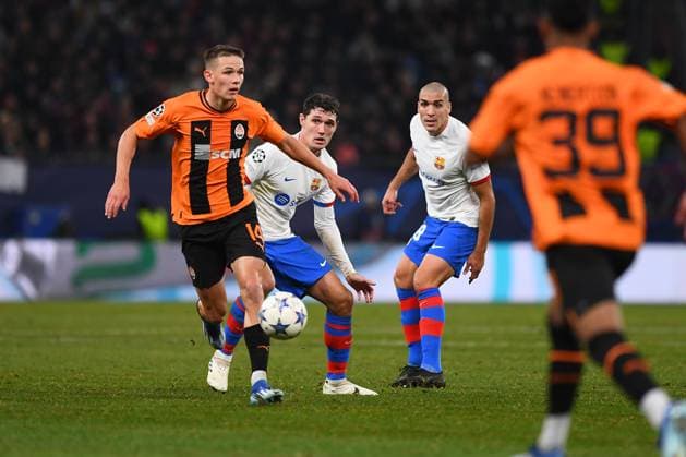 HAMBURG, GERMANY - 7 NOVEMBER, 2023: The UEFA Champions League match between FC Shakhtar Donetsk vs FC Barcelona, Barca at Volksparkstadion  Copyright: xVItaliixKliuievx