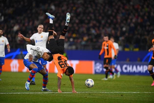 HAMBURG, GERMANY - 7 NOVEMBER, 2023: The UEFA Champions League match between FC Shakhtar Donetsk vs FC Barcelona, Barca at Volksparkstadion  Copyright: xVItaliixKliuievx