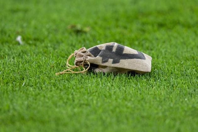 DORTMUND - A bag of fake money on the pitch during the UEFA Champions League match between Borussia Dortmund and Newcastle United FC at Signal Iduna Park on November 7, 2023 in Dortmund, Germany. ANP Hollandse Hoogte UEFA Champions League 2023 24 2023 2024 xVIxANPxSportx xGerritxvanxKeulenxIVx 483269440 originalFilename: 483269440.jpg