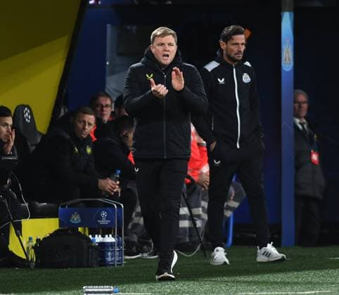 07.11.2023, Dortmund, Germany, Signal-Iduna-Park, Borussia Dortmund vs Newcastle United - UEFA Champions League 2023 2024 - Group F, Trainer Eddie Howe (Newcastle United) gestikuliert, gestik (Foto Ralf Treese) Dortmund Signal-Iduna-Park North Rhine-Westphalia Germany