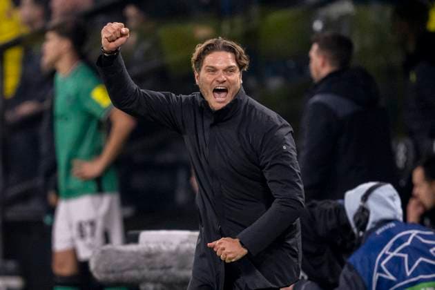 Fußball: Champions League. 4. Spieltag: Borussia Dortmund - Newcastle United am 07.11.2023 im Signal-Iduna-Park: Dortmunds Trainer Edin Terzic jubelt nach dem Tor von Dortmunds Julian Brandt zum 2:0. WICHTIGER HINWEIS: Gemäß den Vorgaben der UEFA ist es untersagt, in dem Stadion und oder vom Spiel angefertigte Fotoaufnahmen in Form von Sequenzbildern und oder videoähnlichen Fotostrecken zu verwerten bzw. verwerten zu lassen. Copyright: xKirchner DavidxInderliedx