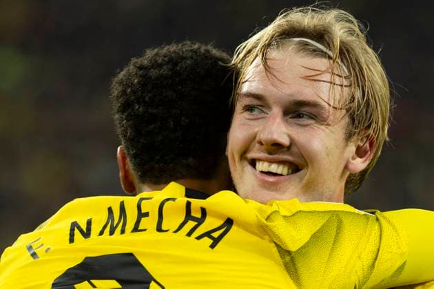 UEFA Champions League, Borussia Dortmund - Newcastle United, 7.11.2023 Julian Brandt (Borussia Dortmund, 19) bejubelt sein Tor zum 2:0 mit Felix Nmecha (Borussia Dortmund, 8). UEFA Champions League, Borussia Dortmund - Newcastle United, Vorrunde 4. Spieltag, am 7.11.2023, Signal Iduna Park, Dortmund UEFA regulations prohibit any use of photographs as image sequences and or quasi-video Copyright: xBEAUTIFULxSPORTS Meuselx