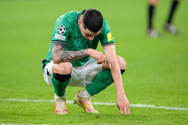 DORTMUND - Miguel Almiron of Newcastle United FC is disappointed by the loss during the UEFA Champions League match between Borussia Dortmund and Newcastle United FC at Signal Iduna Park on November 7, 2023 in Dortmund, Germany. ANP Hollandse Hoogte UEFA Champions League 2023 24 2023 2024 xVIxANPxSportx xGerritxvanxKeulenxIVx 483272437 originalFilename: 483272437.jpg