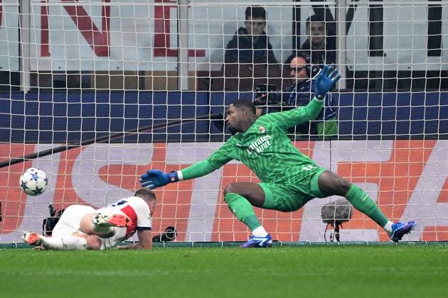 Mg Milano 07 11 2023 - Champions League Milan-Paris Saint Germain foto Matteo Gribaudi Image nella foto: gol Milan Skriniar 