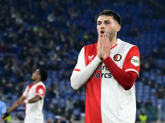 ROME - Santiago Gimenez of Feyenoord is disappointed during the UEFA Champions League Group E match between SS Lazio Roma and Feyenoord Rotterdam at Stadio Olimpico on November 7, 2023 in Rome, Italy. ANP OLAF KRAAK UEFA Champions League 2023 24 2023 2024 xVIxANPxSportx xxANPxIVx 483276961 originalFilename: 483276961.jpg