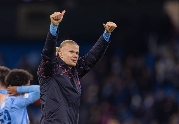 (231108) -- MANCHESTER, Nov. 8, 2023 -- Manchester City s Erling Haaland celebrates after the UEFA Champions League Group G match between Manchester City FC and BSC Young Boys in Manchester, Britain, on Nov. 7, 2023. (SP)BRITAIN-MANCHESTER-FOOTBALL-UEFA CHAMPIONS LEAGUE-MANCHESTER CITY VS BSC YOUNG BOYS XinxHua 