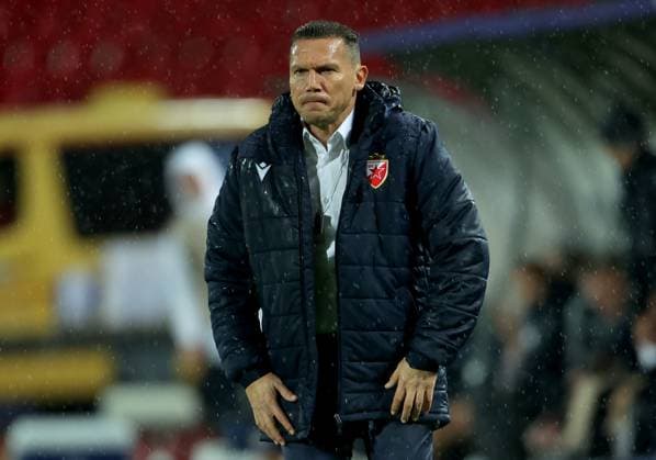 (231108) -- BELGRADE, Nov. 8, 2023 -- Crvena Zvezda s head coach Barak Bachar looks on during the UEFA Champions League group G football match between Crvena Zvezda and Leipzig in Belgrade, Serbia, on Nov. 7, 2023. (Photo by Xinhua) (SP)SERBIA-BELGRADE-FOOTBALL-UEFA CHAMPIONS LEAGUE-CRVENA ZVEZDA VS LEIPZIG PredragxMilosavljevic 