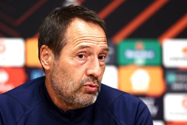AMSTERDAM - Ajax coach John van t Schip during the MD-1 press conference, PK, Pressekonferenz prior to the UEFA Europa League group B match against Brighton & Hove Albion FC at the Johan Cruyff ArenA on November 8, 2023 in Amsterdam, the Netherlands. ANP VINCENT JANNINK UEFA Europa League 2023 24 2023 2024 xVIxANPxSportx xxANPxIVx 483321561 originalFilename: 483321561.jpg