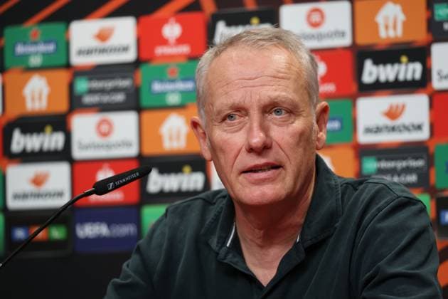 Freiburg, Deutschland 08. November 2023: Fussball-Europa-League - 2023 2024 - SC Freiburg Pressekonferenz - Spieltagskonferenz Im Bild: Trainer Christian Streich (SC Freiburg) in der Pressekonferenz vor dem Spiel gegen TSC Backa Topola Europa Park Stadion Baden Württemberg Copyright: xFotostandx xHettichx
