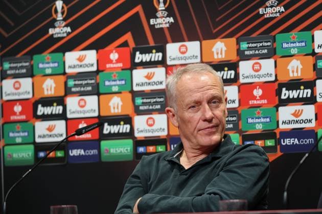 Sport Bilder des Tages Freiburg, Deutschland 08. November 2023: Fussball-Europa-League - 2023 2024 - SC Freiburg Pressekonferenz - Spieltagskonferenz Im Bild: Trainer Christian Streich (SC Freiburg) in der Pressekonferenz vor dem Spiel gegen TSC Backa Topola Europa Park Stadion Baden Württemberg Copyright: xFotostandx xHettichx