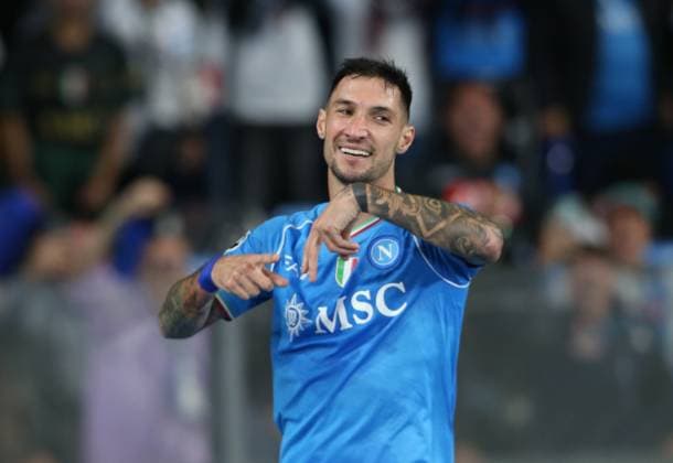 Italy, Neapel, 08.11.2023, Diego Armando Maradona Stadium, SSC Napoli vs FC Union Berlin UEFA Champions League - UEFA Champions League, Matteo Politano (SSC Napoli) celebrates after scoring his team s first goal Naples Diego Armando Maradona Stadium Italy