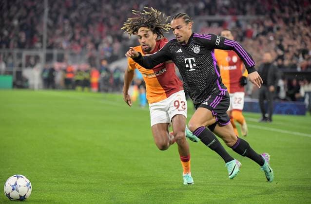 08.11.2023, xemx, Fussball UEFA Champions League, FC Bayern Muenchen - Galatasaray SK Istanbul emspor, v.l. Sascha Boey (Galatasaray SK Istanbul), Leroy Sane (FC Bayern Muenchen) Zweikampf, Aktion, action, battle for the ball (DFL DFB REGULATIONS PROHIBIT ANY USE OF PHOTOGRAPHS as IMAGE SEQUENCES and or QUASI-VIDEO) Muenchen