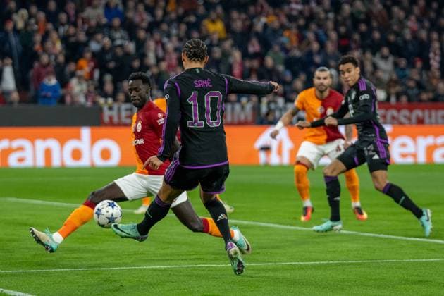 Leroy Sane (FC Bayern Muenchen, 10), GER, FC Bayern Muenchen (FCB) vs. Galatasaray Istanbul, Fussball, Champions League, Gruppenphase, Spielzeit 2023 2024, 08.11.2023, DFB DFL regulations prohibit any use of photographs as image sequences and or quasi-video., GER, FC Bayern Muenchen (FCB) vs. Galatasaray Istanbul, Fussball, Champions League, Gruppenphase, Spielzeit 2023 2024, 08.11.2023 Muenchen Copyright: xEibner-Pressefoto SaschaxWaltherx EP_EER