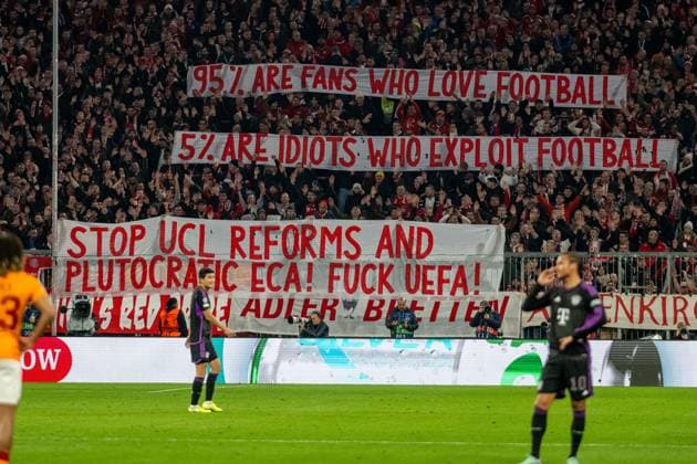 Banner Fans und Zuschauer von Muenchen, Fuxk UEFA, Stop UCL Reforms, GER, FC Bayern Muenchen (FCB) vs. Galatasaray Istanbul, Fussball, Champions League, Gruppenphase, Spielzeit 2023 2024, 08.11.2023, DFB DFL regulations prohibit any use of photographs as image sequences and or quasi-video., GER, FC Bayern Muenchen (FCB) vs. Galatasaray Istanbul, Fussball, Champions League, Gruppenphase, Spielzeit 2023 2024, 08.11.2023 Muenchen Copyright: xEibner-Pressefoto SaschaxWaltherx EP_EER