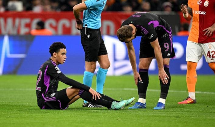 FUSSBALL CHAMPIONS LEAGUE SAISON 2023 2024 Vorrunde Gruppe A 4. Spieltag FC Bayern Muenchen - Galatasaray Istanbul 08.11.2023 Jamal Musiala (li.) mit Harry Kane (re, FC Bayern Muenchen)