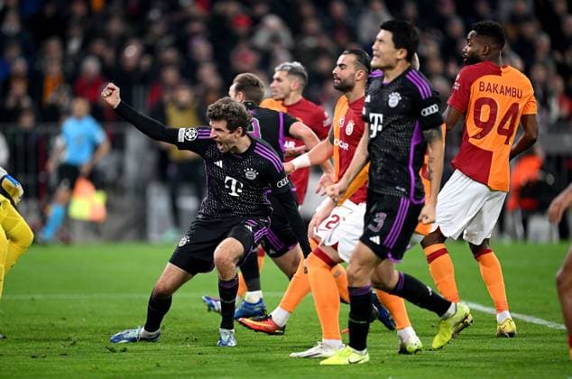 FUSSBALL CHAMPIONS LEAGUE SAISON 2023 2024 Vorrunde Gruppe A 4. Spieltag FC Bayern Muenchen - Galatasaray Istanbul 08.11.2023 FC Bayern Muenchen Jubel nach dem Tor, Thomas Mueller (FC Bayern Muenchen)