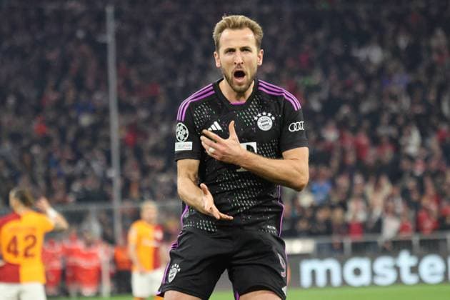 9 Harry Kane (FCB) erzielt das Tor zum 1-0 gegen 1 Fernando Muslera (Galatasaray) und jubelt, Jubel, Torjubel, Fussball UEFA Champions League FC Bayern Muenchen - Galatasaray Istanbul Allianz Arena 08.11.2023 FOTO: Mladen Lackovic LakoPress