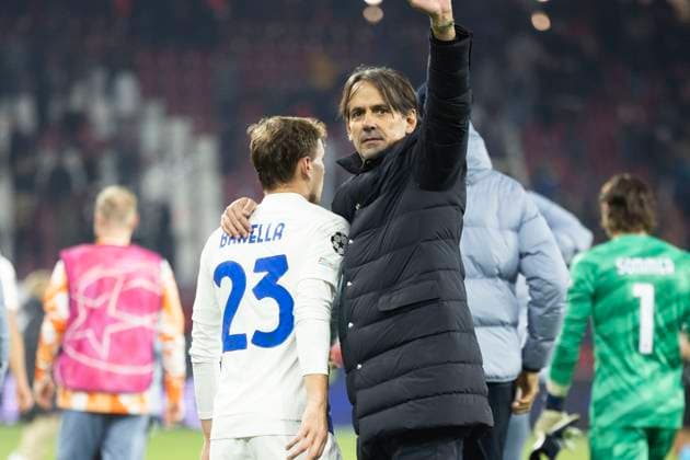 SOCCER - UEFA CL, RBS vs Inter SALZBURG,AUSTRIA,08.NOV.23 - SOCCER - UEFA Champions League, group stage, Red Bull Salzburg vs FC Internazionale Milano. Image shows the rejoicing of Nicolo Barella and head coach Simone Inzaghi (Inter).  GEPAxpictures xGintarexKarpaviciute