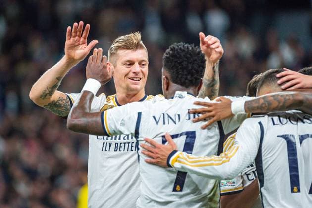 Vinicius Junior (Real Madrid) celebrate his goal with Toni Kroos (Real Madrid) during the football match of Uefa Champions League between Real Madrid vs Braga played at Bernabeu stadium on November 08, 2023 in Madrid, Spain  Copyright: xAlbertoxGardin IPAxSportx xipa-ax xx IPA_41505897 IPA_Agency_IPA41505897