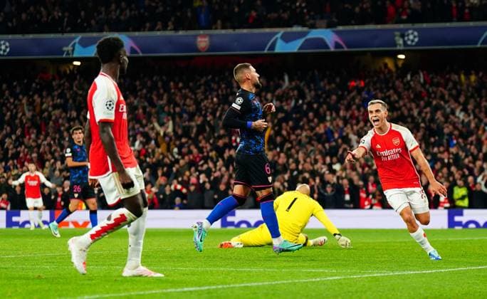 EDITORIAL USE ONLY No use with unauthorised audio, video, data, fixture lists, club league logos or live services. Online in-match use limited to 120 images, no video emulation. No use in betting, games or single club league player publications. Arsenal v Sevilla, UEFA Champions League, Group B, Football, Emirates Stadium, London, UK - 08 Nov 2023 EDITORIAL USE ONLY No use with unauthorised audio, video, data, fixture lists, club league logos or live services. Online in-match use limited to 120 images, no video emulation. No use in betting, games or single club league player publications.  Copyright: xJavierxGarcia Shutterstockx 14187812bx