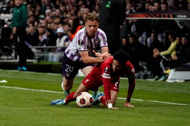 EDITORIAL USE ONLY No use with unauthorised audio, video, data, fixture lists, club league logos or live services. Online in-match use limited to 120 images, no video emulation. No use in betting, games or single club league player publications. Toulouse v Liverpool, UEFA Europa League, Group E, Football, Stadium TFC, Toulouse, France - 09 Nov 2023 EDITORIAL USE ONLY No use with unauthorised audio, video, data, fixture lists, club league logos or live services. Online in-match use limited to 120 images, no video emulation. No use in betting, games or single club league player publications. Copyright: xDavexWinter Shutterstockx 14188577ab