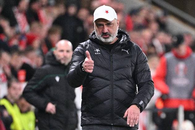 Coach of Slavia Praha Jindrich Trpisovsky gestures during the football Europe League 4th round match Slavia Praha vs AS Rome, group G in Prague, Czech Republic, November 9, 2023. (CTKxPhoto MichalxKamaryt) CTKPhotoP2023110908380  CTKPhotoP2023110908380