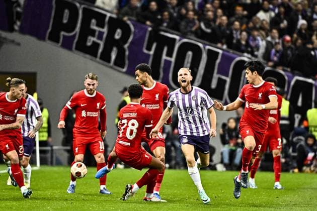 Desler (tfc) FOOTBALL : Toulouse vs Liverpool - Match 4 Phase de Groupe de la Ligue Europa - Toulouse - 09-11-2023 ThierryBreton Panoramic 