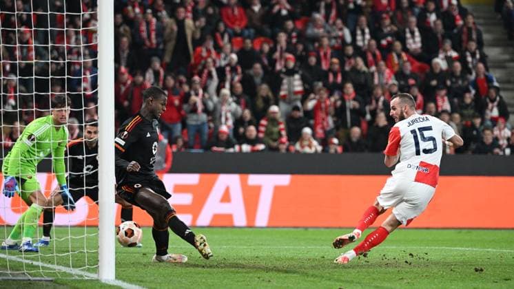Vaclav Jurecka of Slavia (right) scores and celebrates a first goal during the football Europe League 4th round match Slavia Praha vs AS Rome, group G in Prague, Czech Republic, November 9, 2023. (CTKxPhoto MichalxKamaryt) CTKPhotoP2023110908844  CTKPhotoP2023110908844