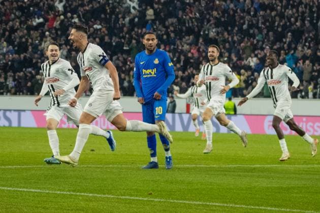 SOCCER - UEFA EL, LASK vs Saint-Gilloise LINZ,AUSTRIA,09.NOV.23 - SOCCER - UEFA Europa League, group stage, Linzer ASK vs Royale Union Saint-Gilloise. Image shows the rejoicing of Florian Flecker, Robert Zulj (LASK).  GEPAxpictures xManuelxBinder