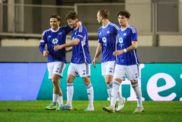 Fußball, EL, BK Häcken - Molde FK Molde s Fredrik Gulbrandsen (far L) celebrates scoring the opening goal during the UEFA Europa League group H soccer match between BK Hacken and Molde FK at Gamla Ullevi arena in Gothenburg, Sweden, on Nov. 09, 2023. GOTHENBURG SWEDEN SOCCER x9200x