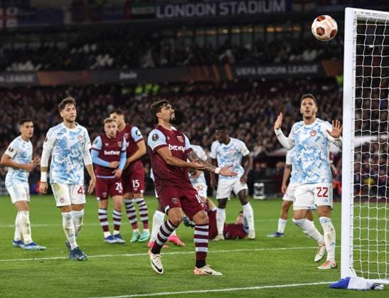 West Ham v Olympiacos 9 November 2023, London - UEFA EUROPA League Football, Group A - West Ham United v Olympiacos - Lucas Paqueta of West Ham reacts as the ball goes out of play - Photo: Charlotte Wilson Offside. London UK Copyright: xCharlottexWilsonx xOffsidexOffside