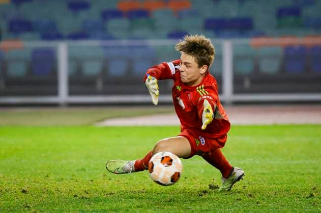 Molde s goalkeeper Oliver Petersen in action during the UEFA Europa League group H soccer match between BK Hacken and Molde FK at Gamla Ullevi arena in Gothenburg, Sweden, on Nov. 09, 2023. GOTHENBURG SWEDEN SOCCER x9200x