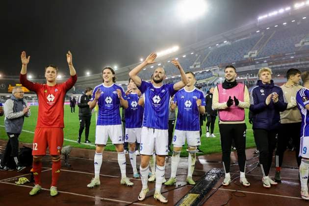 GÖTEBORG 20231109 Molde jublar efter segern i torsdagens fotbollsmatch i Europa League (grupp H) mellan BK Häcken och Molde FK fran Norge pa Gamla Ullevi. GÖTEBORG SVERIGE x9200x